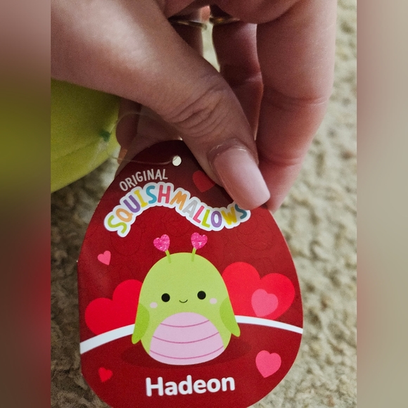 NWT Squishmallows Hadeon the Grasshopper 5" Valentine's Day - Picture 6 of 9